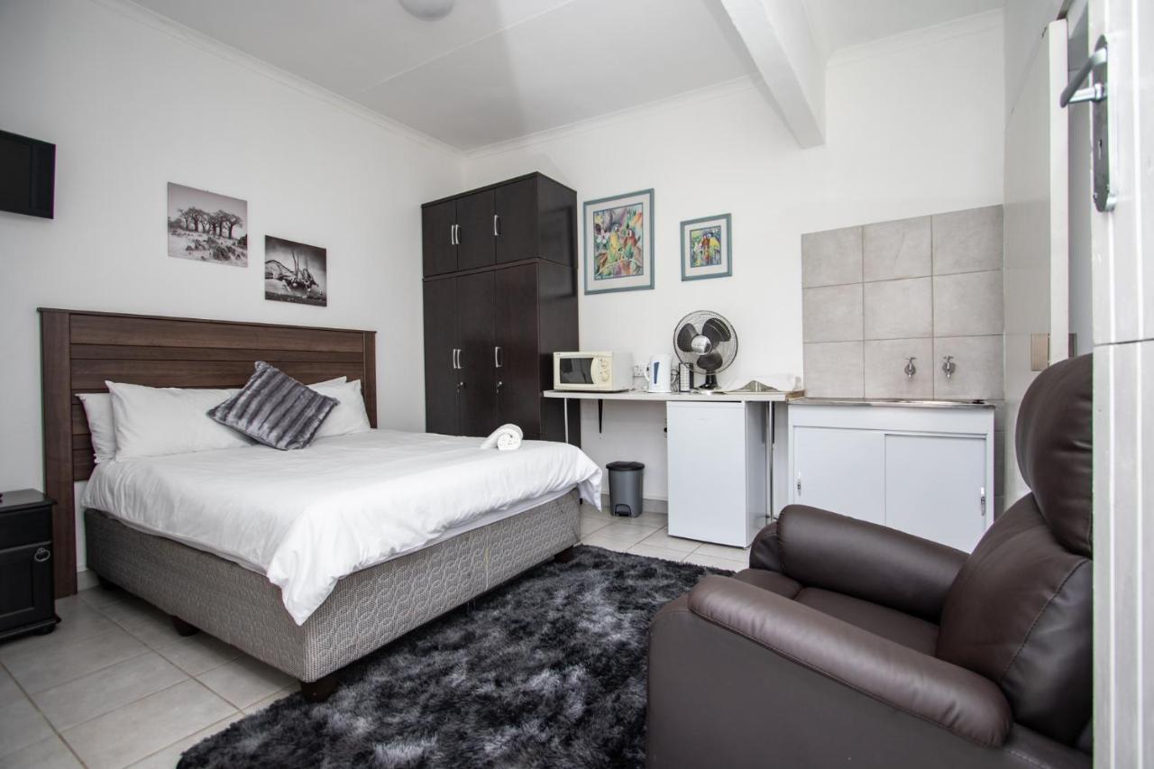 Willow Guest House ボックスバーグ エクステリア 写真