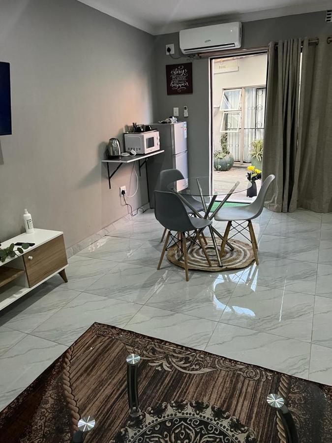 Willow Guest House ボックスバーグ エクステリア 写真