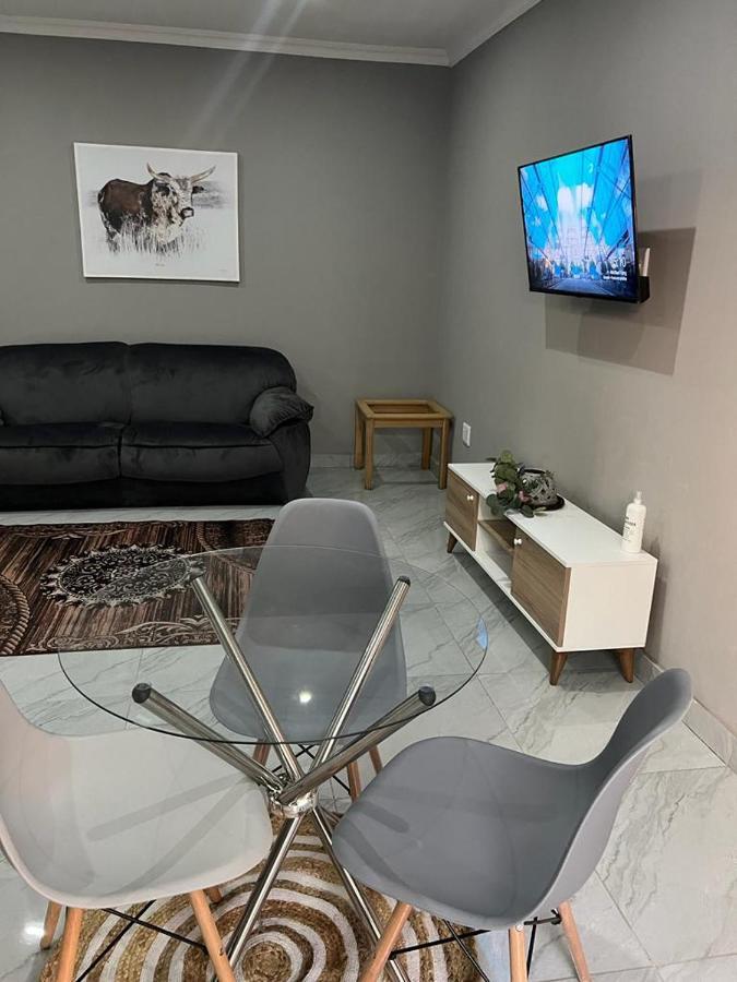 Willow Guest House ボックスバーグ エクステリア 写真