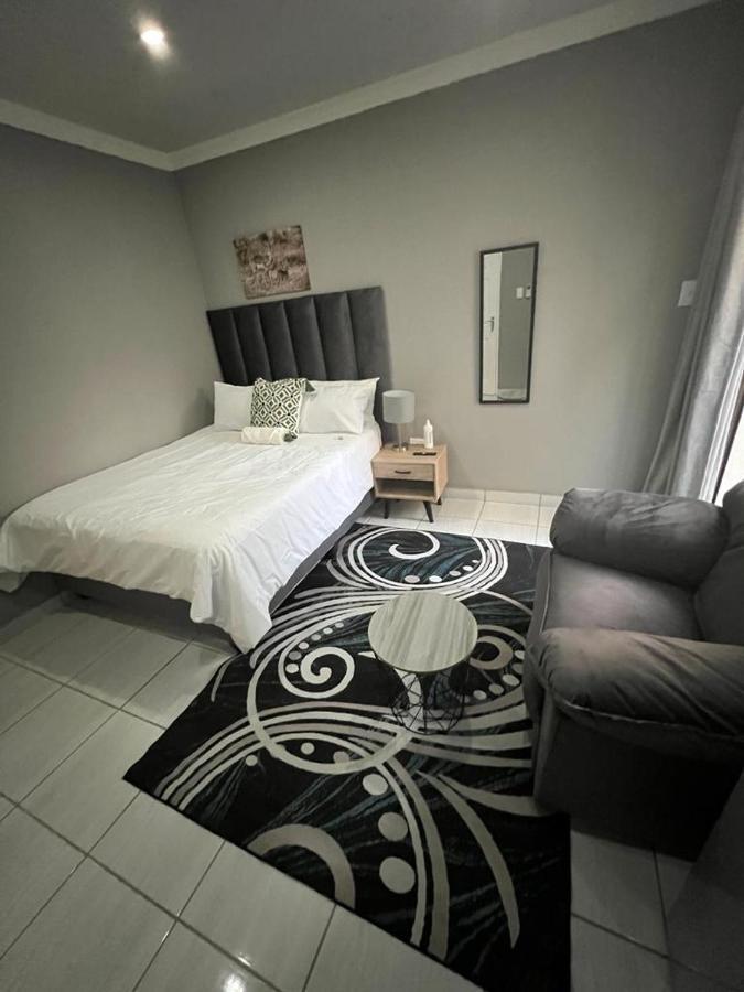 Willow Guest House ボックスバーグ エクステリア 写真