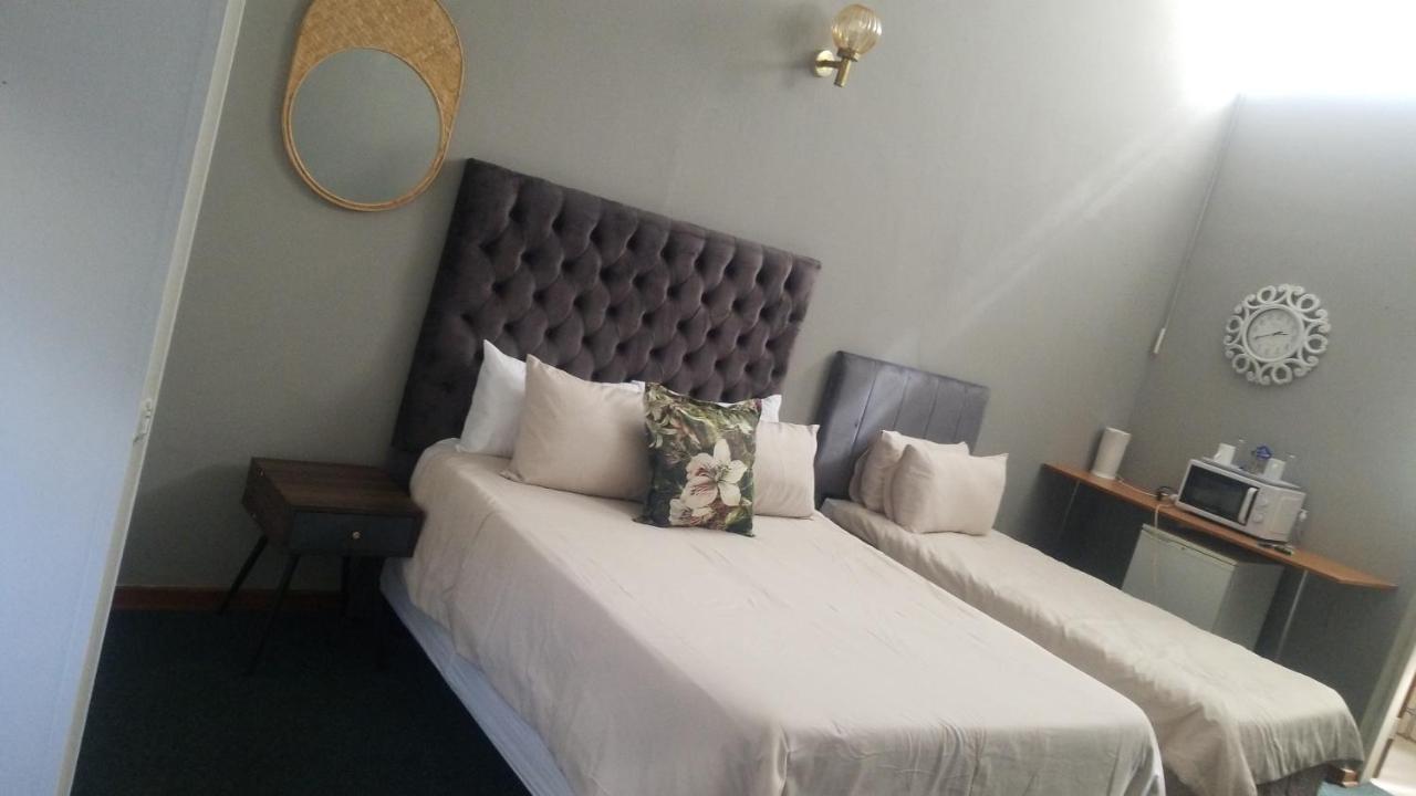Willow Guest House ボックスバーグ エクステリア 写真