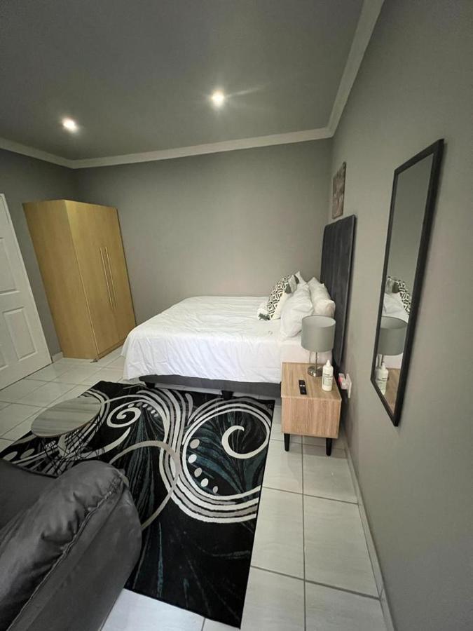 Willow Guest House ボックスバーグ エクステリア 写真