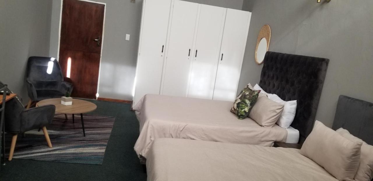 Willow Guest House ボックスバーグ エクステリア 写真